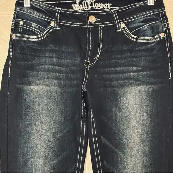 Wallflower Dark Indigo Flare Jeans Size 9 - Picture 3 of 9